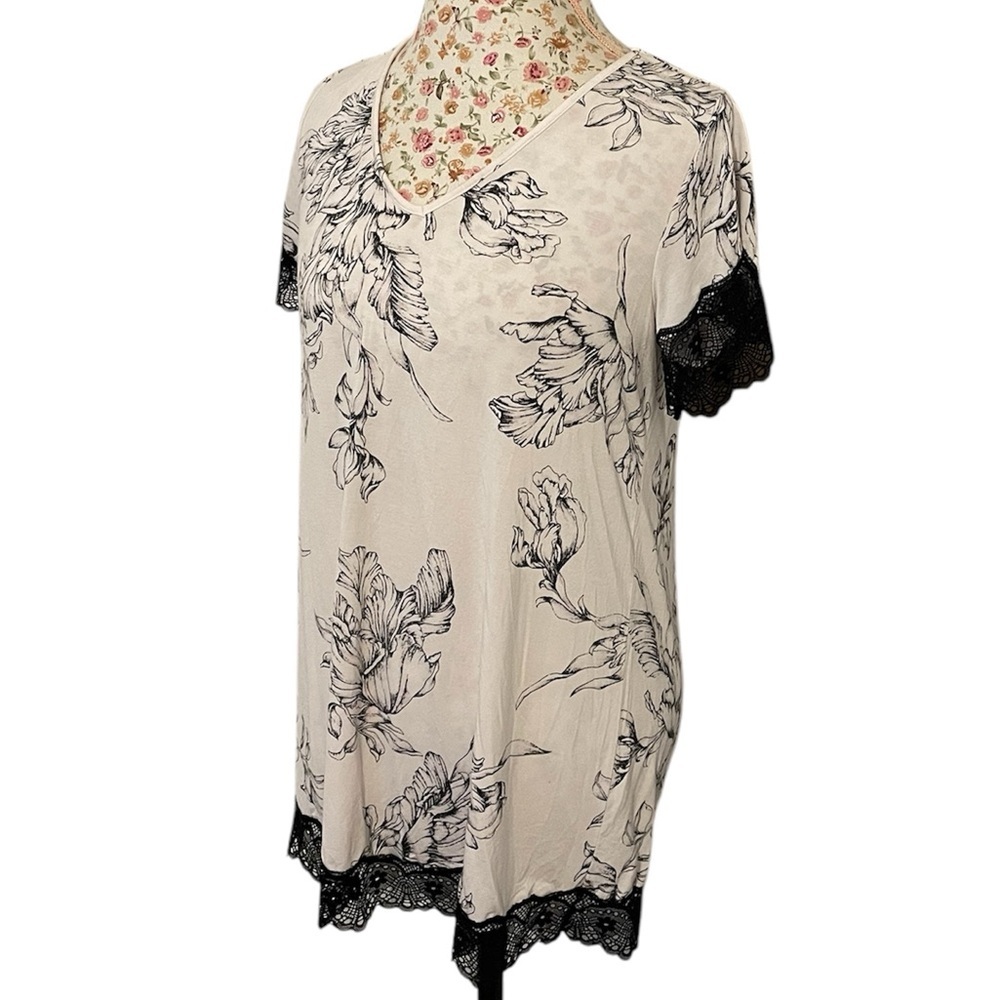 Soma Lace Trim Short Sleeve Sleep Tee Ethereal Floral Women's Top Size Small